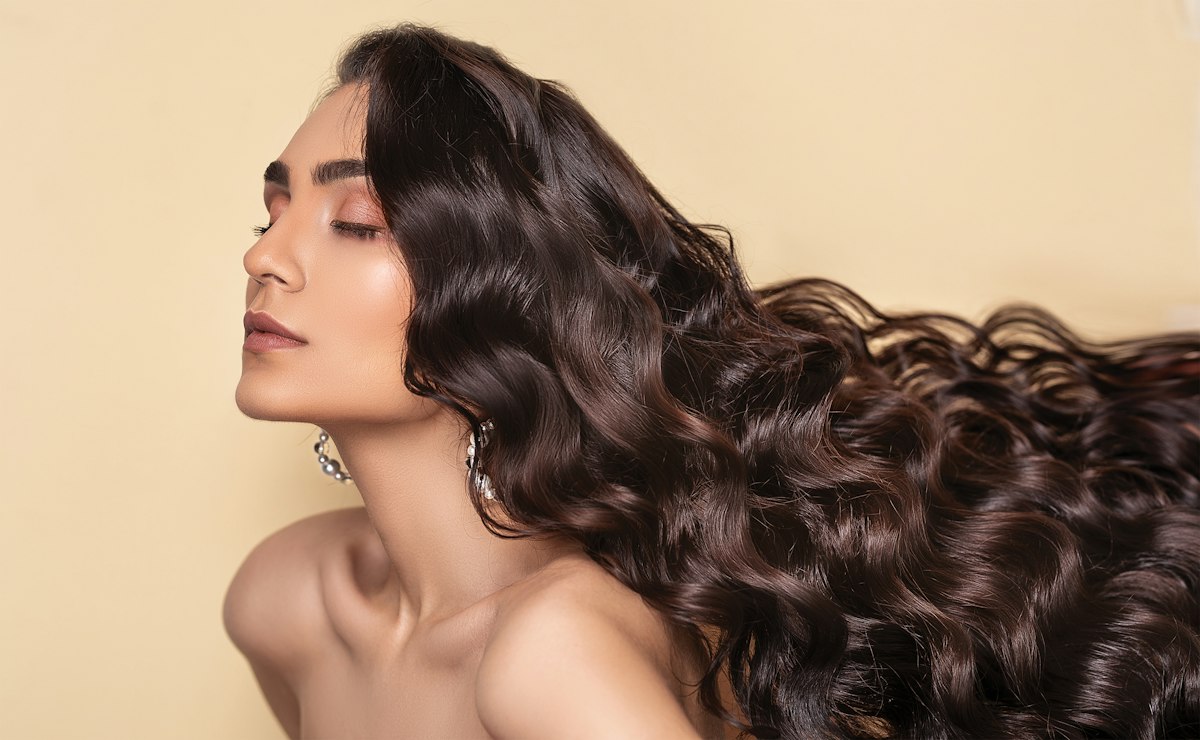 Biotin giúp tóc khoẻ, hết rụng khi mang thai và sau sanh – ảnh minh họa