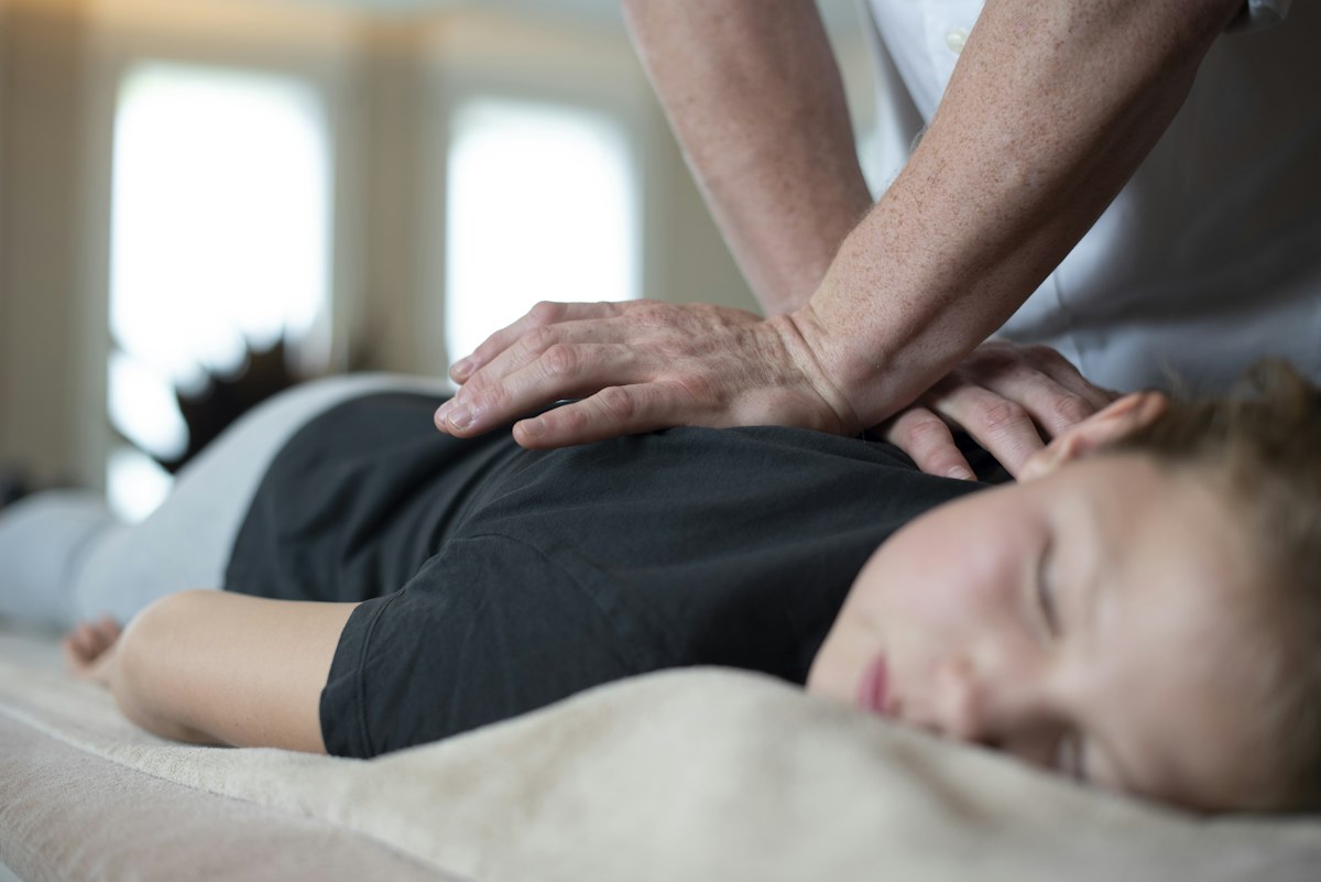 Trị sẩy thai, thất bại làm tổ liên tiếp bằng day bấm huyệt – ảnh minh họa 2